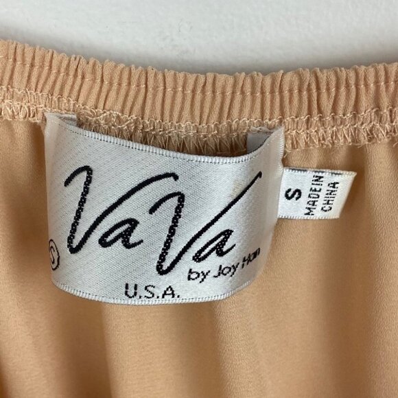 Revolve Vava by Joy Han Kaciee Off Shoulder Top Size Small Embroidered Bohemian - Picture 5 of 10